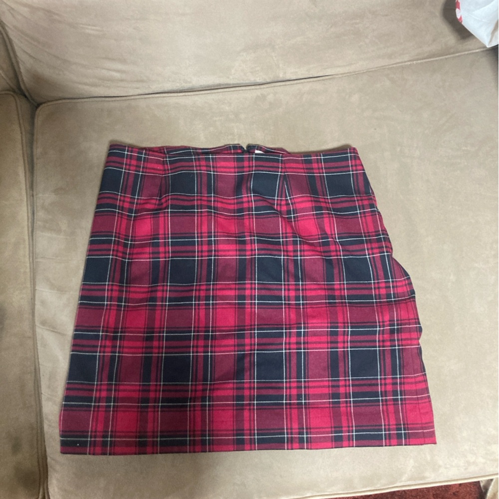 Riley & Rae Skirt - Picture 3 of 3